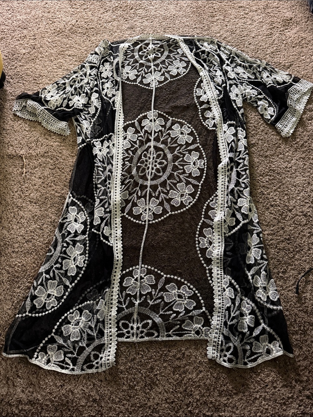 Black Lace Floral Open-Front Cardigan